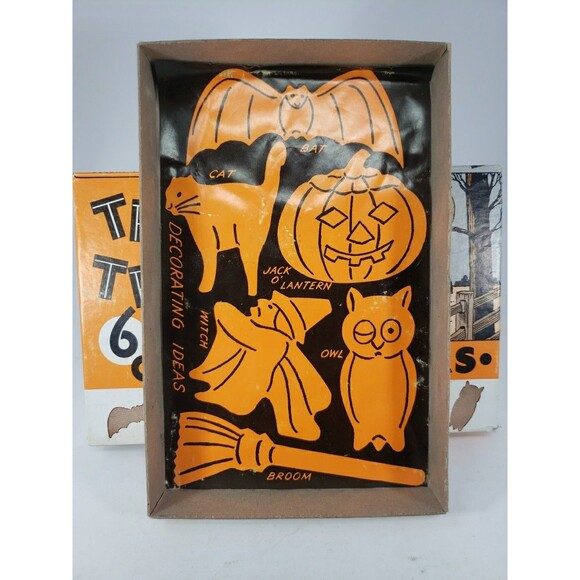Vintage Halloween Trick or Treat  Cooky Cutters 1960s Cookie Metal Original Box - Picture 4 of 14